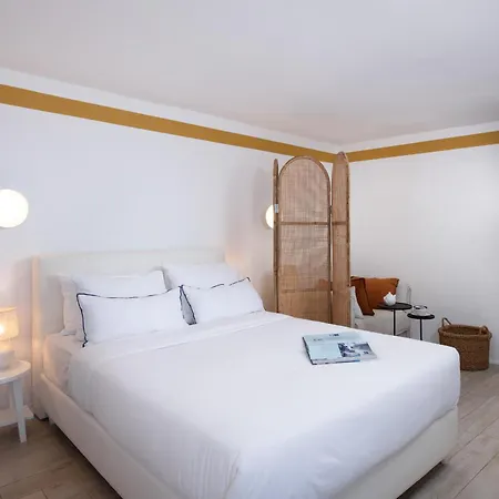 Tagoo Otel